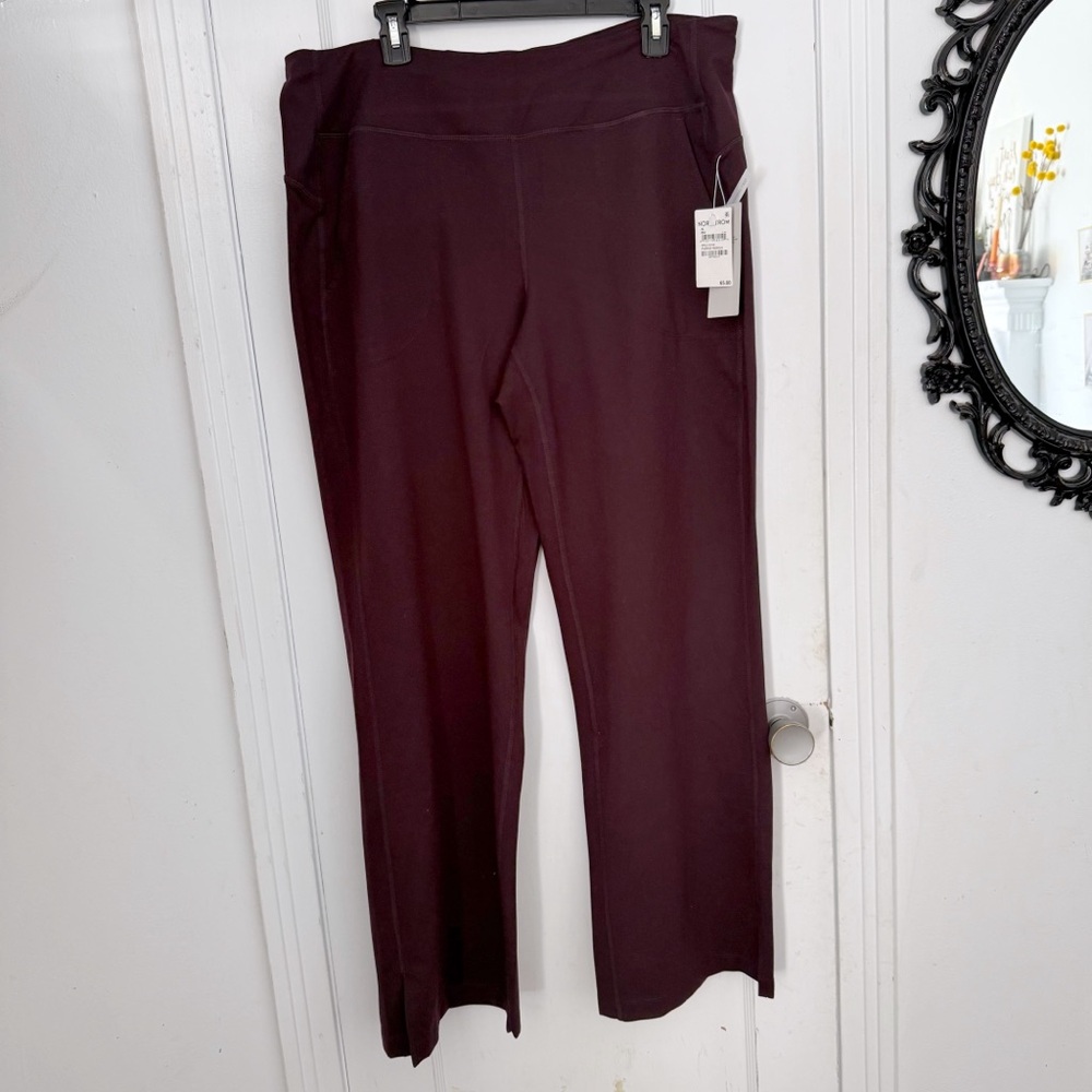 Women's Purple Active Pants NWT Size XL